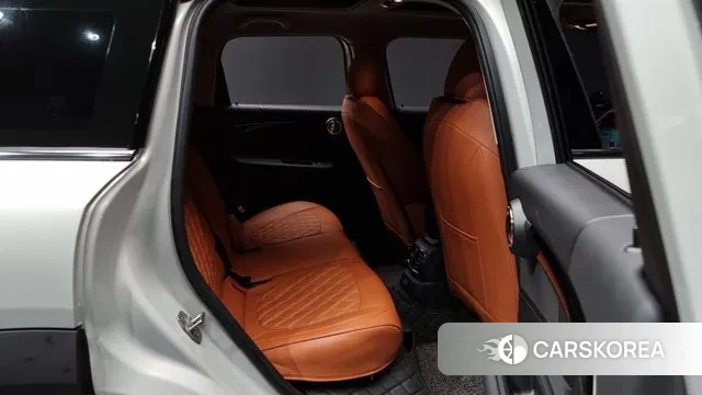 Mini Cooper Countryman 2023 Серебристо-серый из Кореи, фото 3