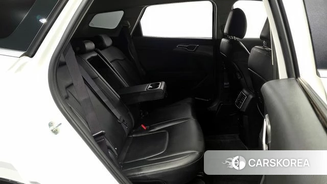 Kia Sportage 5th Generation 2021 Белый из Кореи, фото 3