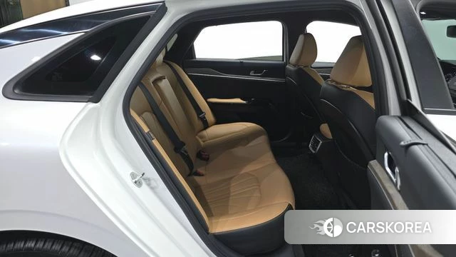 Kia K5 3rd generation 2021 Белый из Кореи, фото 3