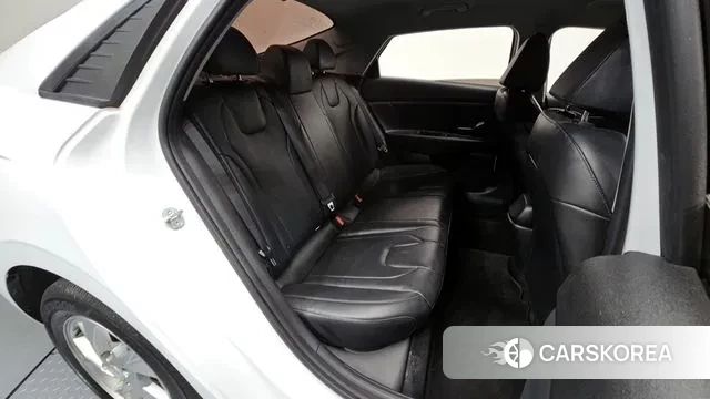 Hyundai Avante (CN7) 2022 Белый из Кореи, фото 3