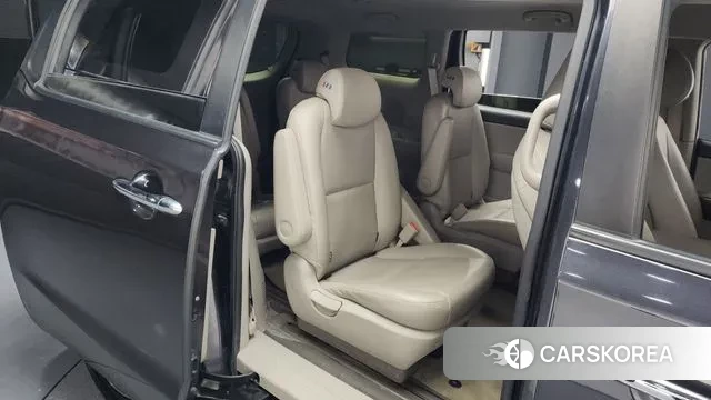 Kia The New Carnival 2018 Серый из Кореи, фото 3