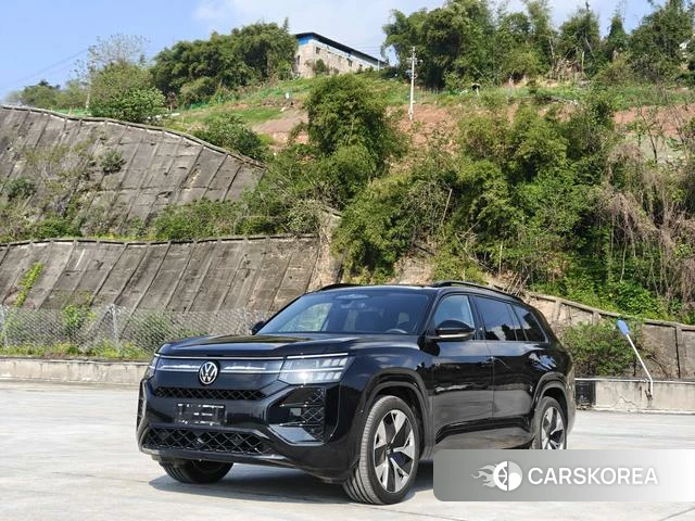 Volkswagen Tourang 2026 Черный из Китая, фото 3