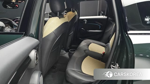 Mini Cooper 2022 Темно-зеленый из Кореи, фото 3