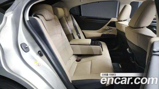 Lexus ES300h 7th generation id 2716966 из Кореи 3