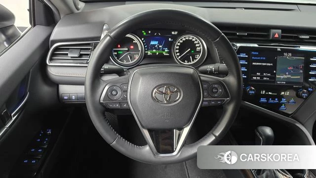 Toyota Camry (XV70) 2019 Белый из Кореи, фото 3