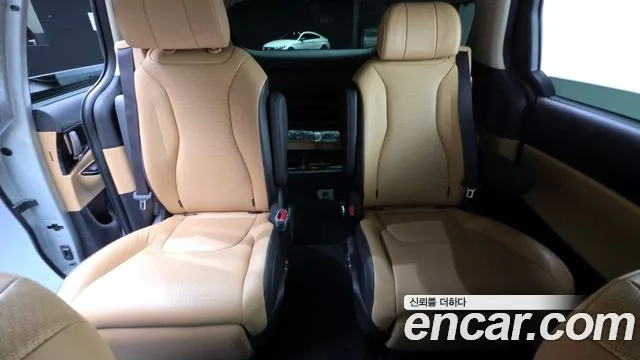 Kia Carnival 4th generation 2021 Серебристо-серый из Кореи, фото 3