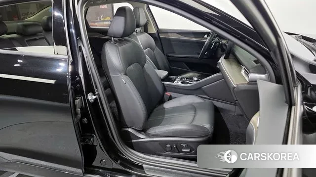 Kia K5 3rd generation 2021 Черный из Кореи, фото 3