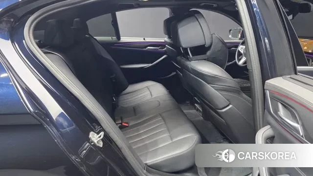 BMW 5 Series (G30) 2023 Черный из Кореи, фото 3