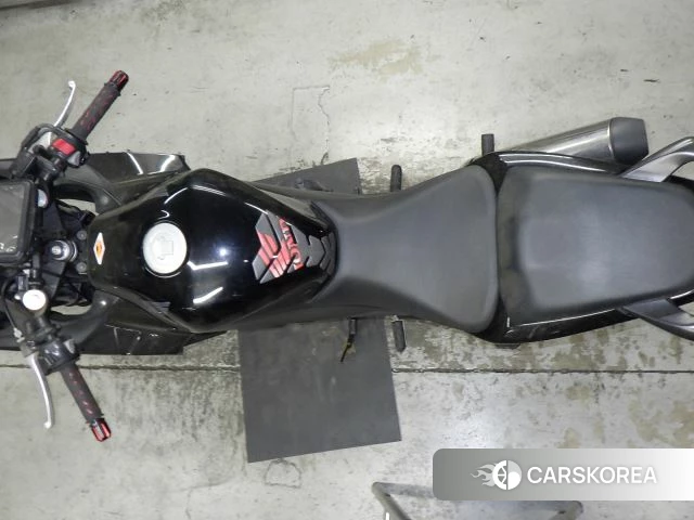 Проданный Honda CBR400R id 3947012 из Японии, фото 3