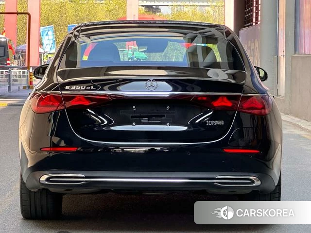 Mercedes-Benz E-class PHEV 2024 Черный из Китая, фото 3