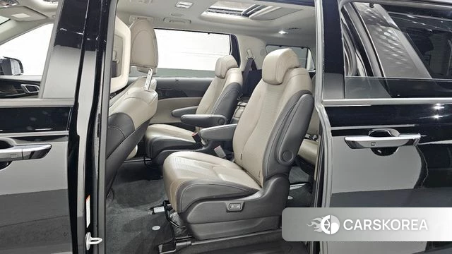 Kia The New Carnival 4th Generation 2024 Черный из Кореи, фото 3