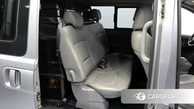 Hyundai The New Grand Starex 2018 Серебряный из Кореи, фото 3