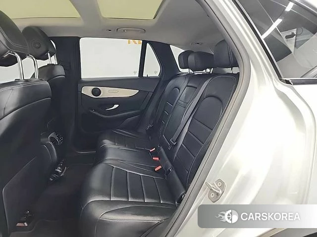 Mercedes-Benz GLC-Class X253 2018 Серебряный из Кореи, фото 3