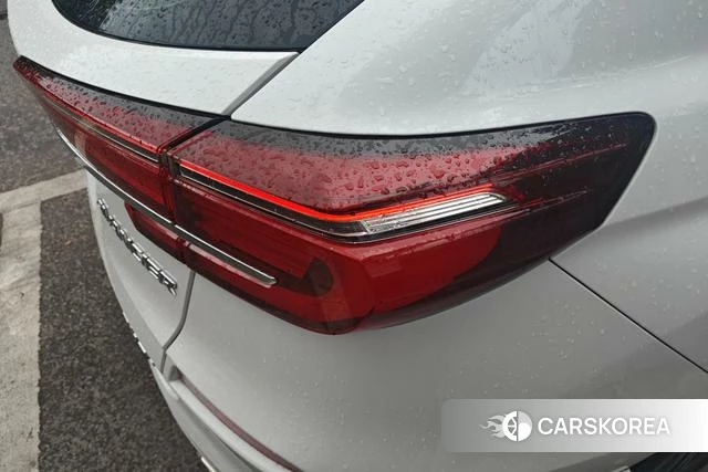 Honda Crown Road 2021 Белый из Китая, фото 3