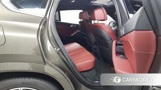 BMW X6 (G06) 2021 Песочный из Кореи, фото 3