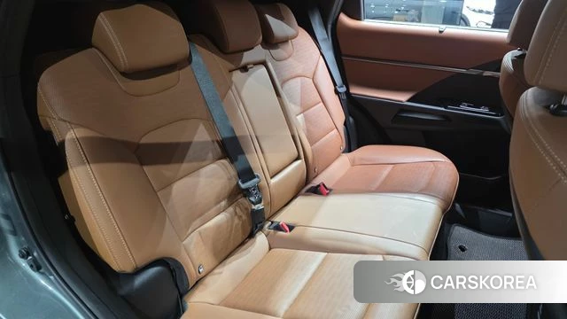 Ssangyong Torres 2022 Темно-зеленый из Кореи, фото 3