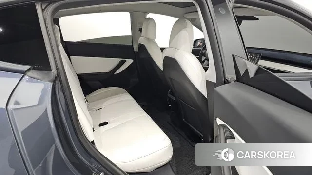 Tesla Model Y 2021 Серый из Кореи, фото 3