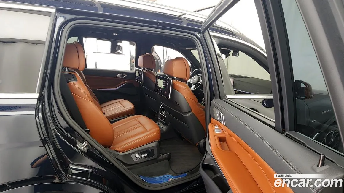 BMW X7 (G07) id 1694450 из Кореи 3