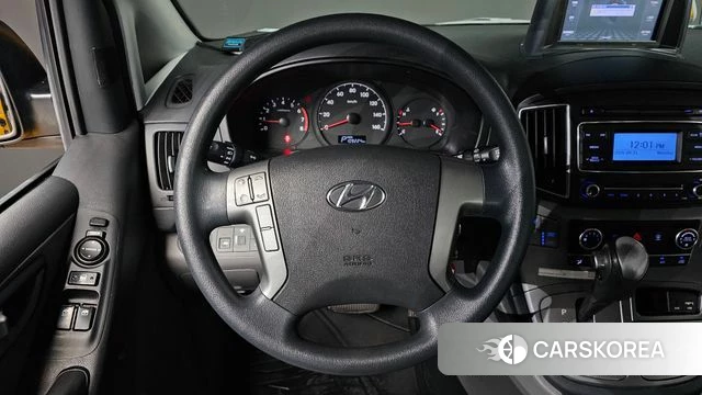 Hyundai The New Grand Starex 2018 Желтый из Кореи, фото 3