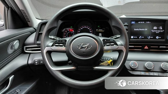 Hyundai Avante (CN7) 2022 Серебристо-серый из Кореи, фото 3
