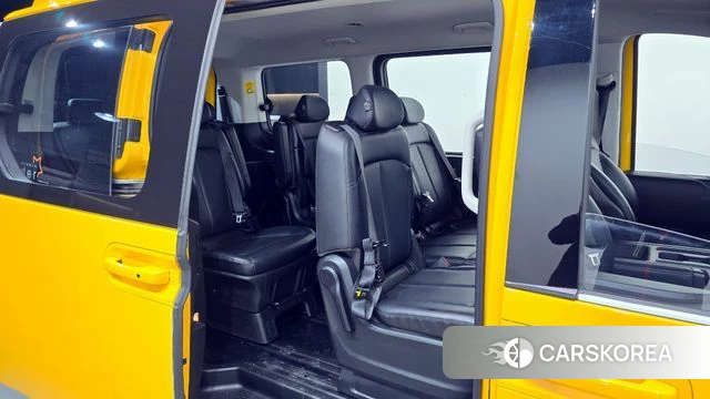 Hyundai Staria 2022 Желтый из Кореи, фото 3