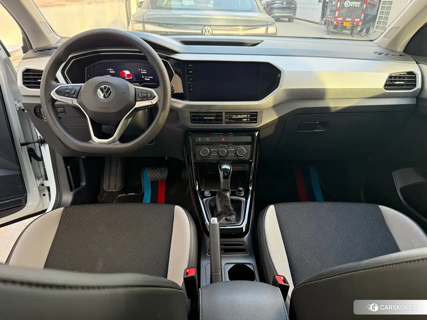 Volkswagen Tacqua 2024 Белый из Китая, фото 3