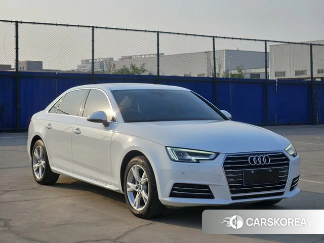 Audi A4L 2018 Белый из Китая, фото 3