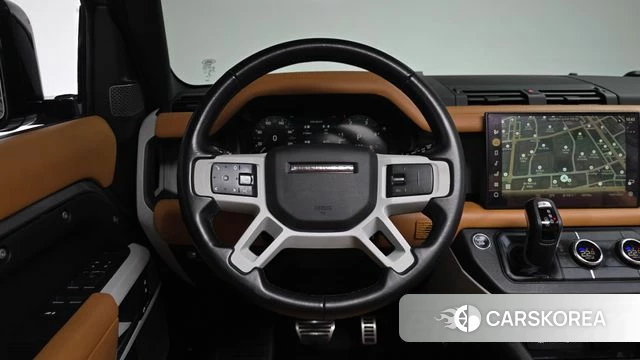 Land Rover Defender (L663) 2023 Серебристо-серый из Кореи, фото 3