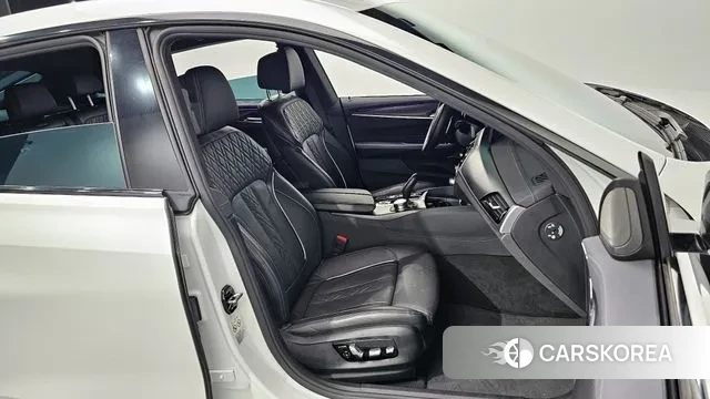 BMW 6 Series GT (G32) 2024 Белый из Кореи, фото 3