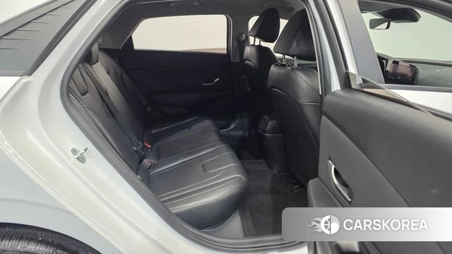 Hyundai Avante (CN7) 2022 Белый из Кореи, фото 3