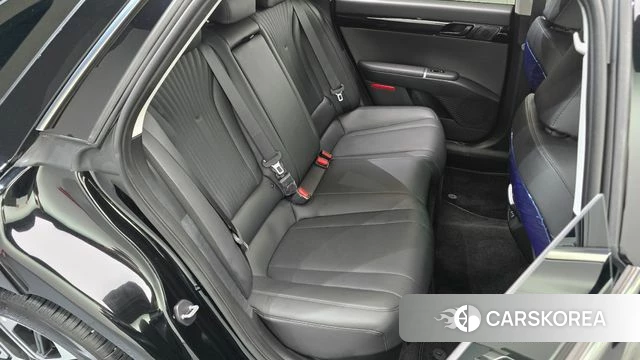 Hyundai Grandeur Hybrid (GN7) 2024 Черный из Кореи, фото 3