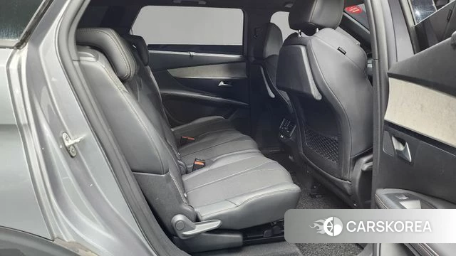 Peugeot 5008 second generation 2022 Серый из Кореи, фото 3