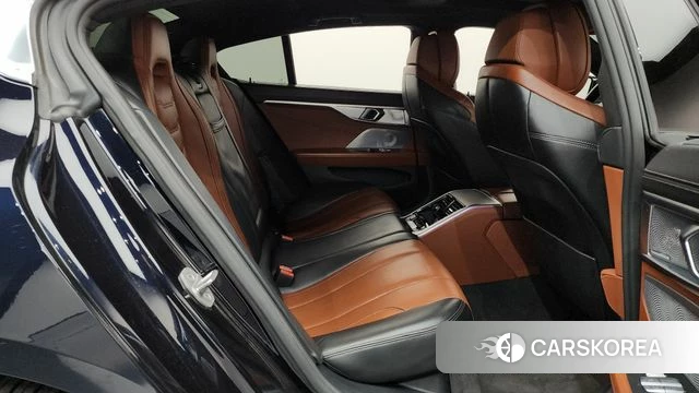 BMW 8 Series (G15) 2021 Черный из Кореи, фото 3
