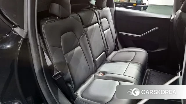 Tesla Model Y 2023 Черный из Кореи, фото 3