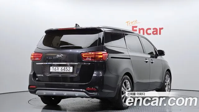 Kia The New Carnival id 2660084 из Кореи 3