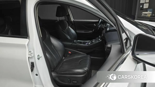 Hyundai The New Santa Fe 2020 Белый из Кореи, фото 3