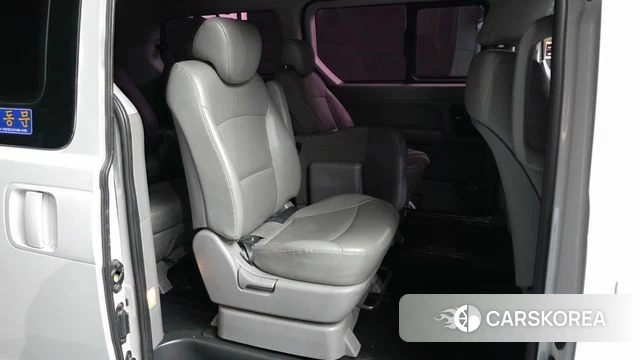 Hyundai The New Grand Starex 2018 Белый из Кореи, фото 3
