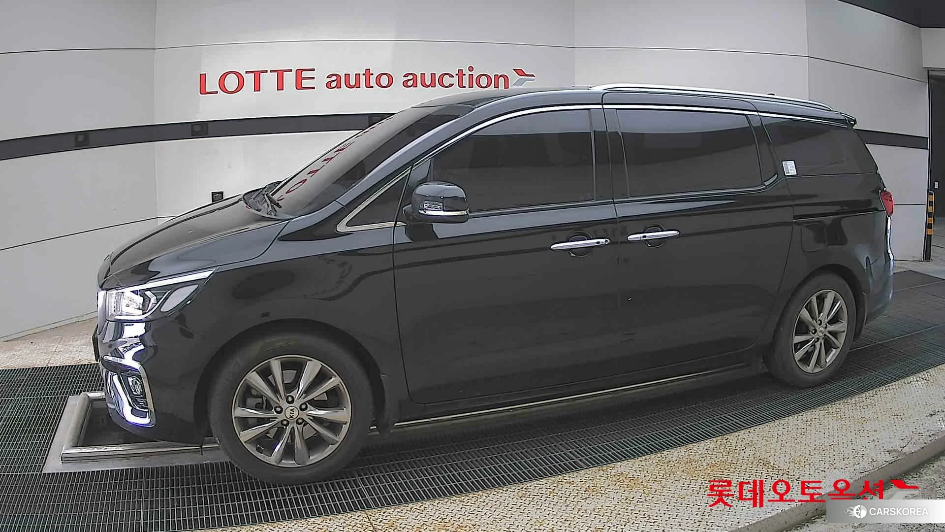Kia Carnival 2020 Aurora Black Pearl из Кореи, фото 3