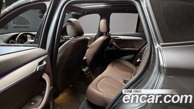 BMW X1 (F48) 2022 Серый из Кореи, фото 3