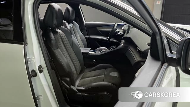 Peugeot 3008 second generation 2021 Белый из Кореи, фото 3