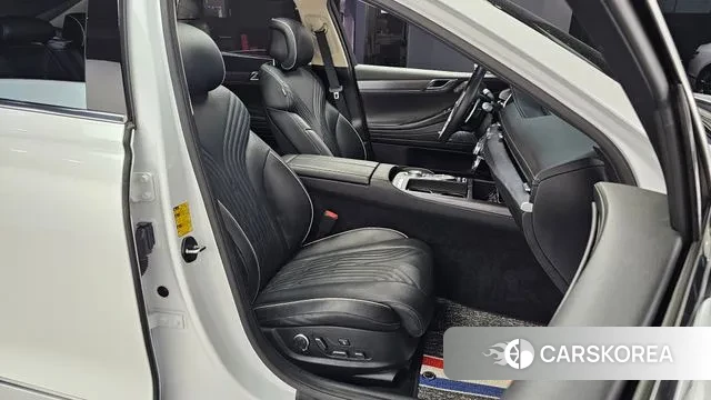 Genesis G80 (RG3) 2022 Белый из Кореи, фото 3