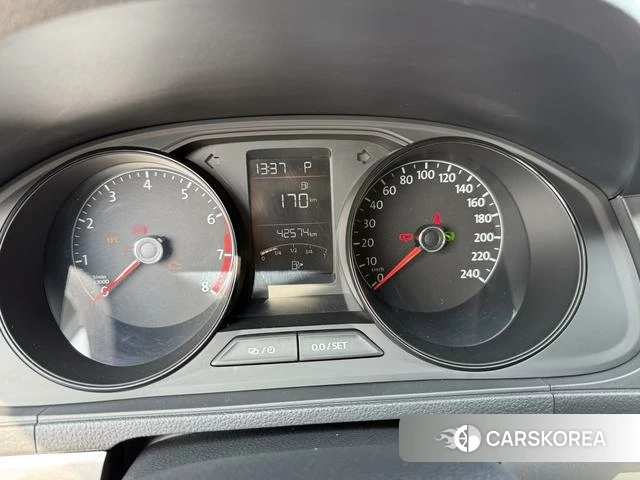 Volkswagen Lavida 2022 Белый из Китая, фото 3