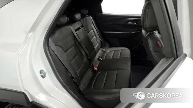 Chevrolet (GM Daewoo) Trailblazer 2023 Белый из Кореи, фото 3