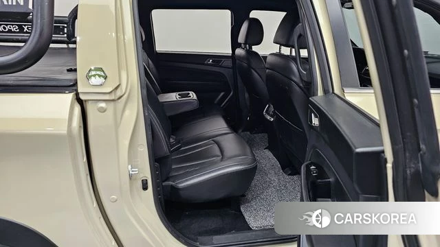 Ssangyong The New Rexton Sports Cannes 2023 Желтый из Кореи, фото 3