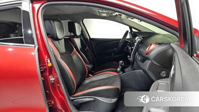 Renault Korea (Samsung) Clio 2018 Красный из Кореи, фото 3