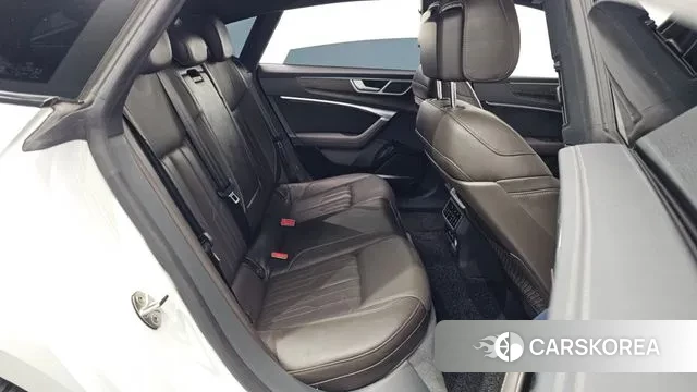 Audi A7 (4K) 2020 Белый из Кореи, фото 3