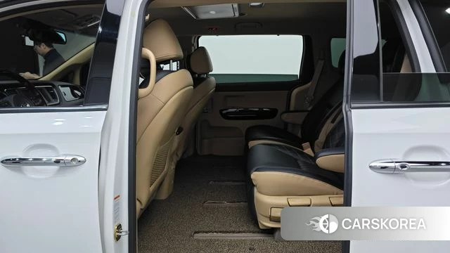 Kia The New Carnival 2018 Белый из Кореи, фото 3