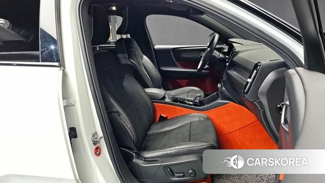 Volvo XC40 2020 Белый из Кореи, фото 3