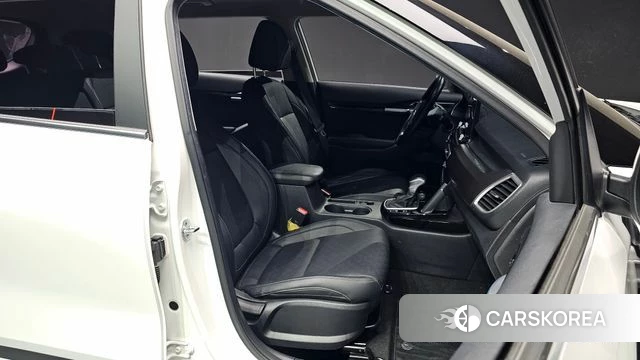 Kia Seltos 2021 Белый из Кореи, фото 3