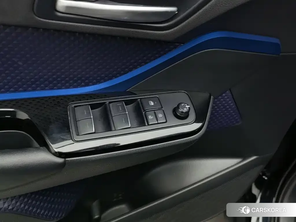 Toyota C-HR 2019 Черный из Китая, фото 3